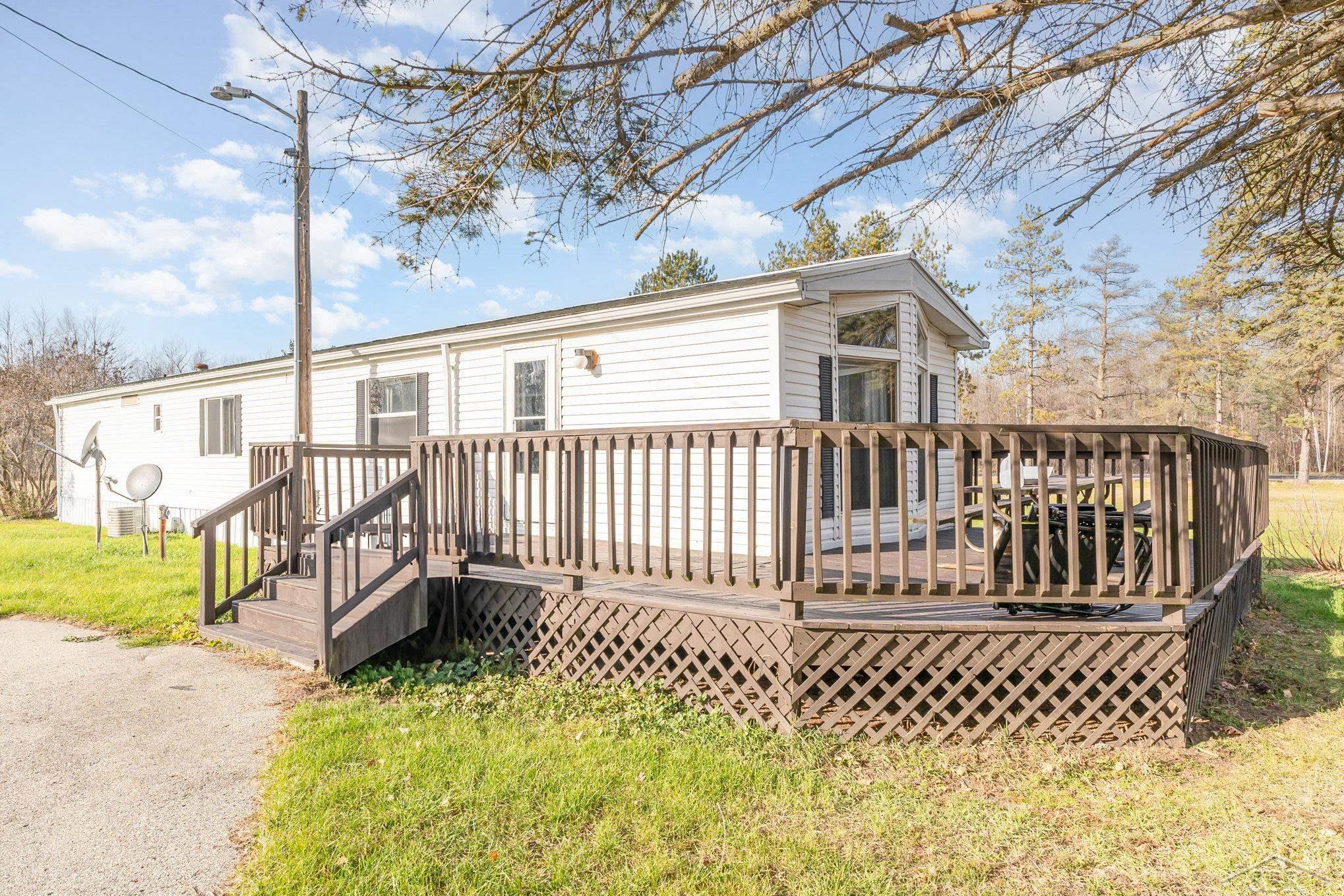 3532 South 10 Mile Road Breckenridge, MI 48615 - Photo 22 of 33