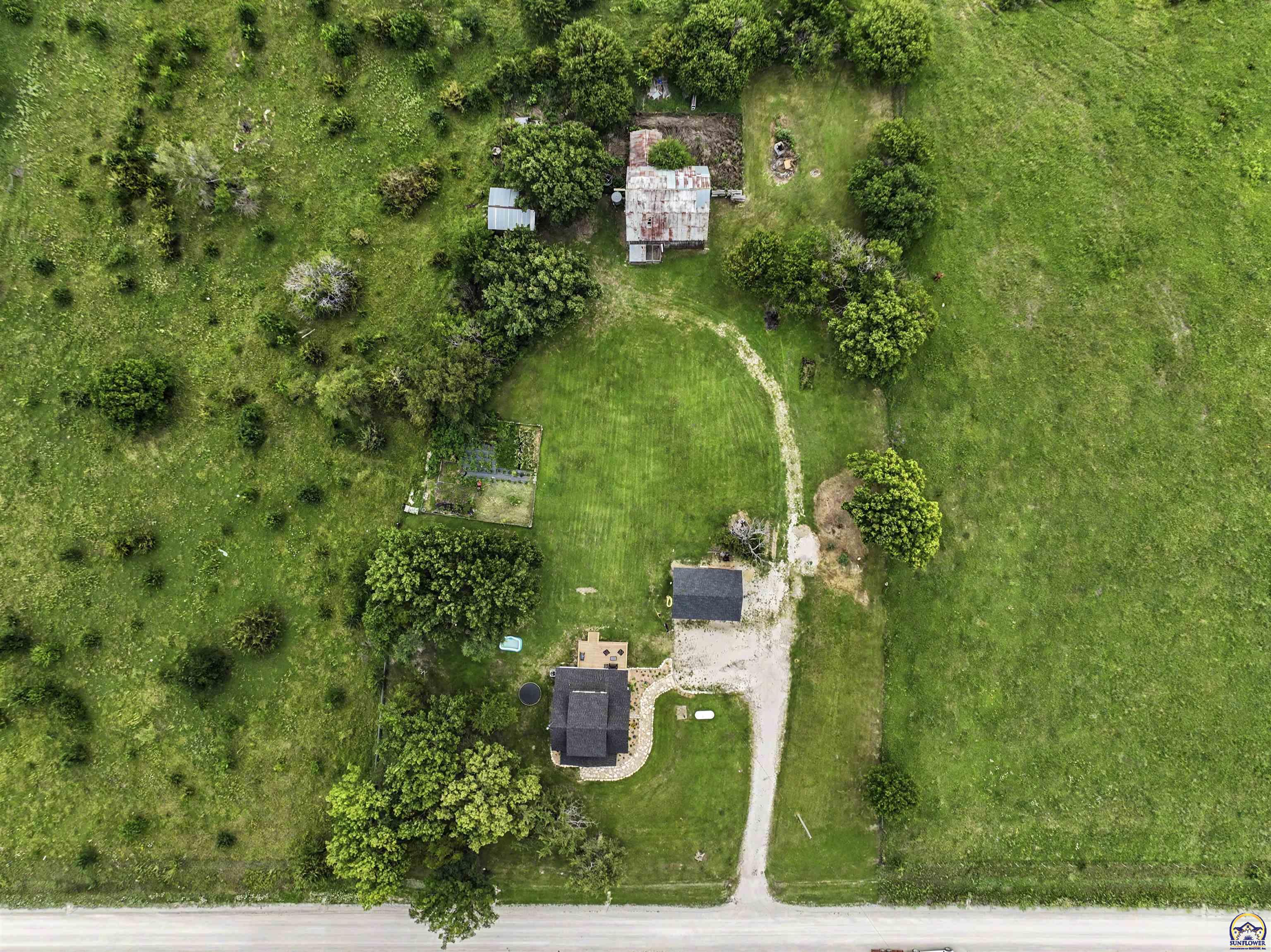 17075 Lincoln Road Onaga, KS 66521 - Photo 5 of 48