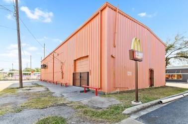 2521 Fulton Street Houston, TX 77009 - Photo 3 of 9
