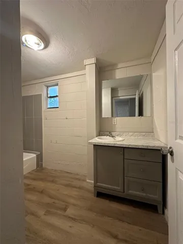 $1,575 | 657 Northeast Waldo Road, Gainesville, FL 32641