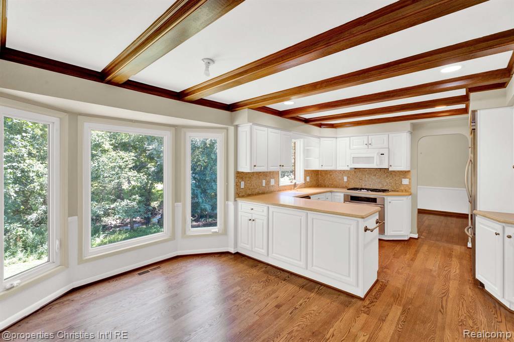 5127 Iron Gate Road Bloomfield Hills, MI 48304 - Photo 15 of 55 Gallery Image 15