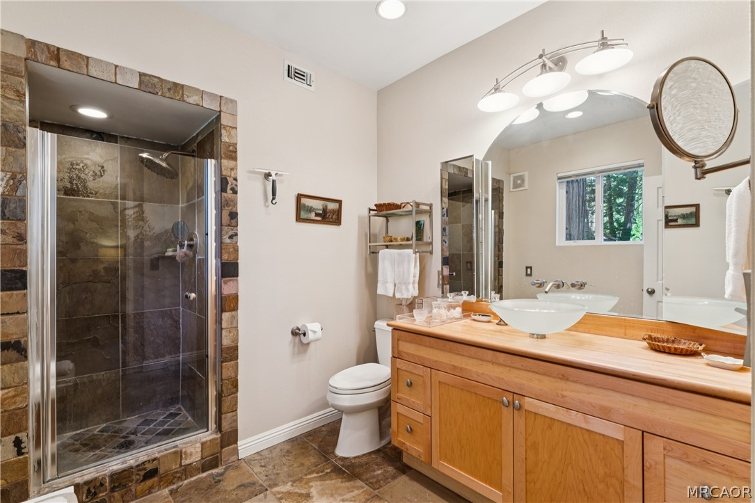 111 Grizzly Road Lake Arrowhead, CA 92352 - Photo 37 of 57