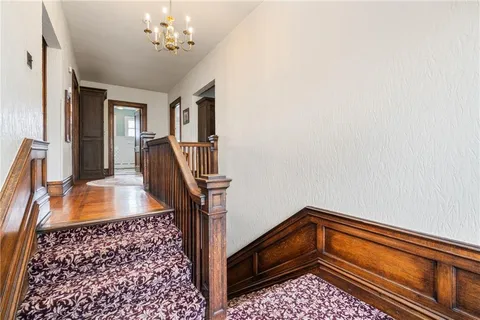 a view of entryway with a front door