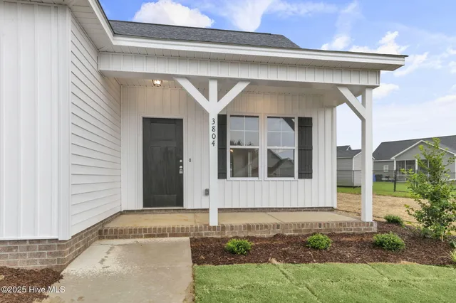 $259,900 | 3804 Lightwater Lane, Elm City, NC 27822