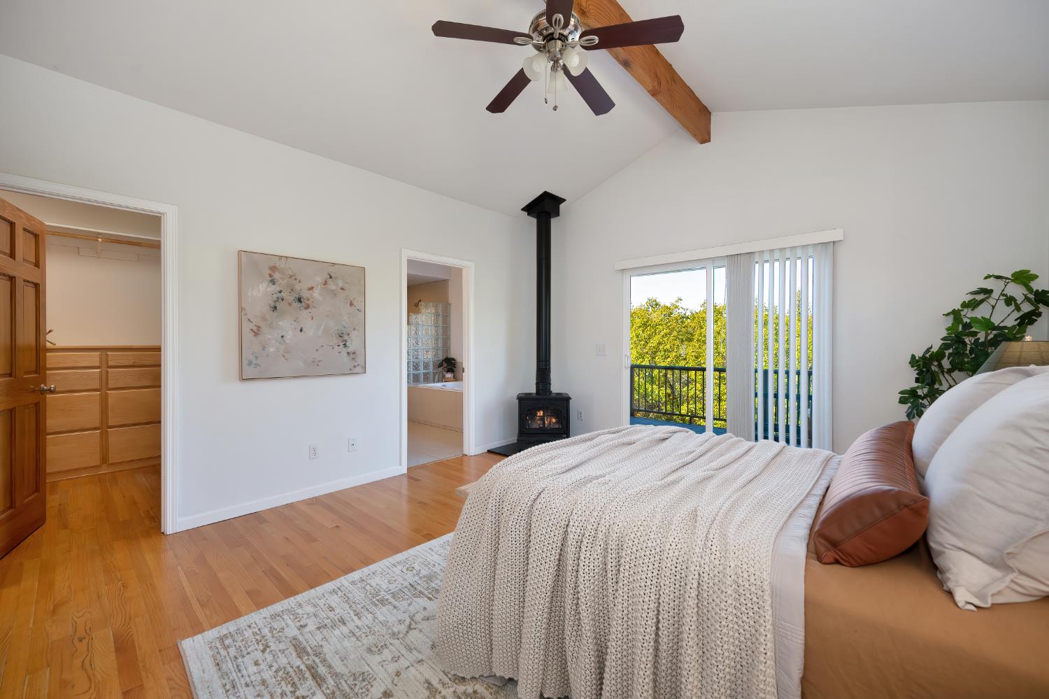 19740 Wedemeyer Place Applegate, CA 95703 - Photo 34 of 59 a bedroom with a bed and a window