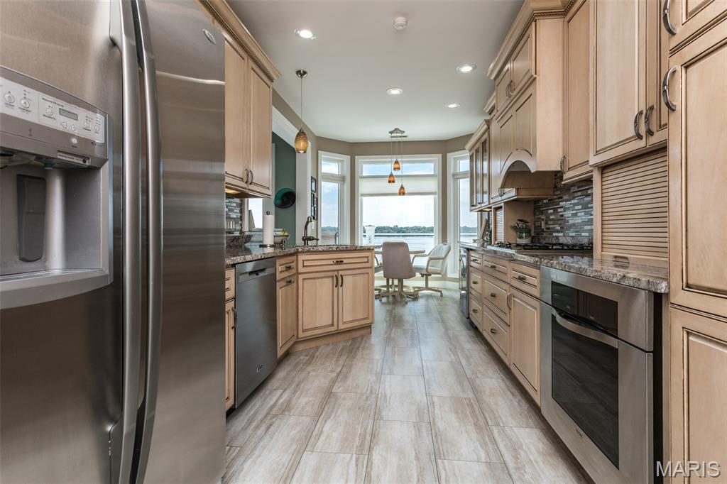 805 Wind Rivers Drive, Unit B Grafton, IL 62037 - Photo 17 of 59