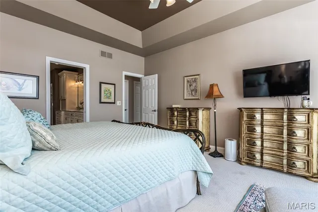 $490,000 | 805 Wind Rivers Drive, Unit B, Grafton, IL 62037