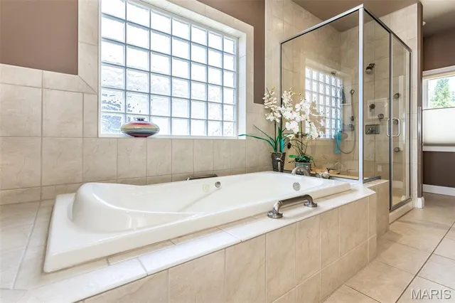 $490,000 | 805 Wind Rivers Drive, Unit B, Grafton, IL 62037