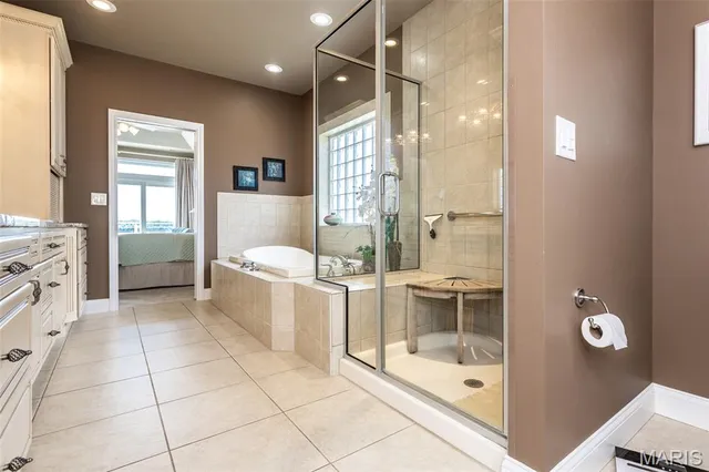 $490,000 | 805 Wind Rivers Drive, Unit B, Grafton, IL 62037