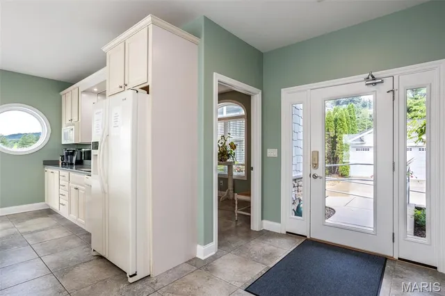 $490,000 | 805 Wind Rivers Drive, Unit B, Grafton, IL 62037