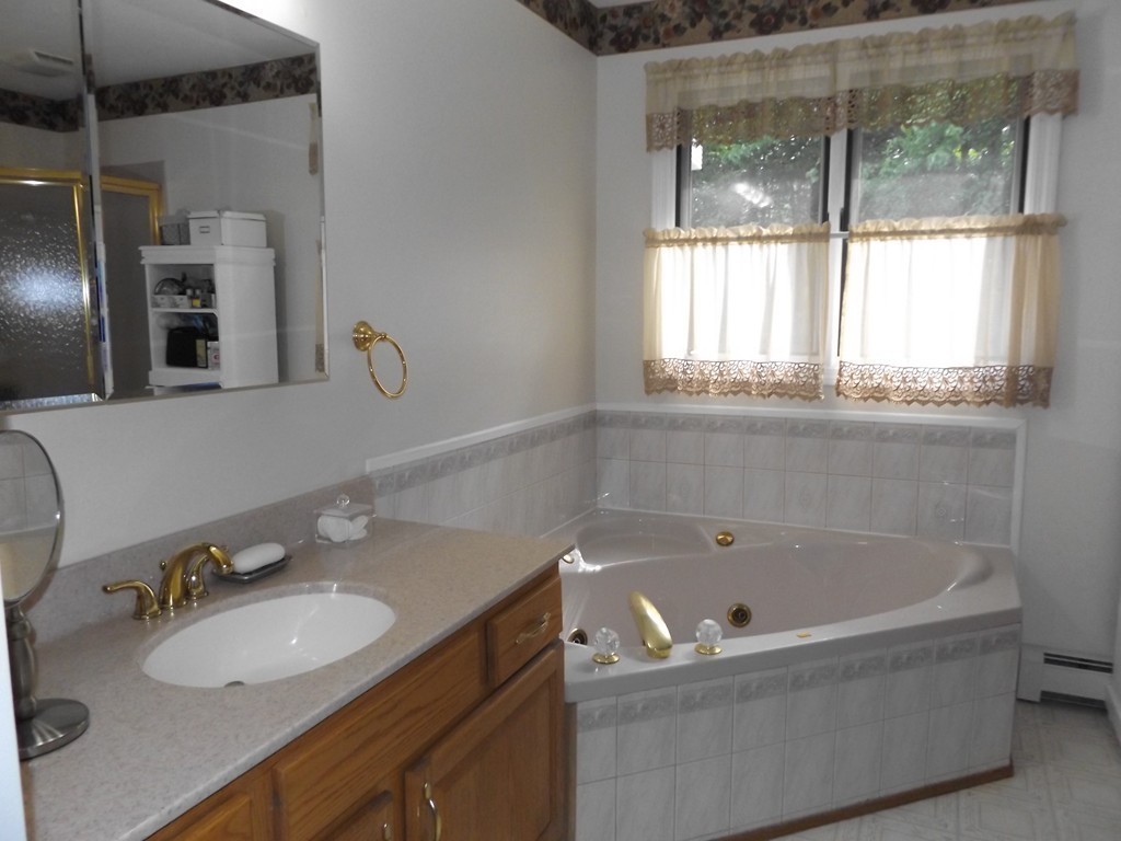 171 Brooks Road Templeton, MA 01468 - Photo 15 of 27 Gallery Image 15