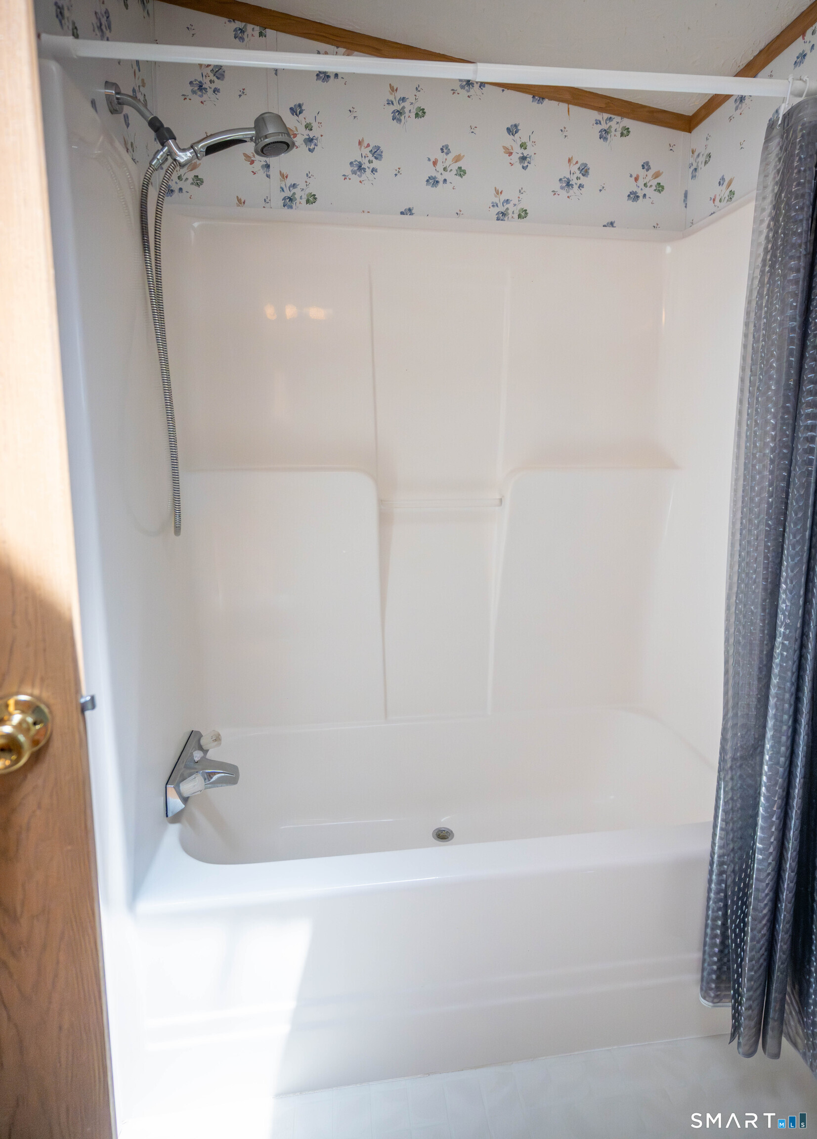 55 Mountainview Road East Hampton, CT 06424 - Photo 20 of 24