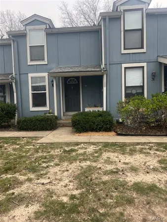 $220,000 | 14 Lantern Lane, Lake St. Louis, MO 63367