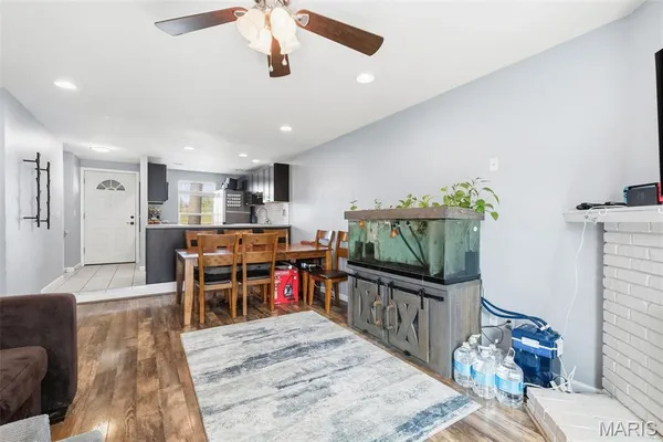 $220,000 | 14 Lantern Lane, Lake St. Louis, MO 63367