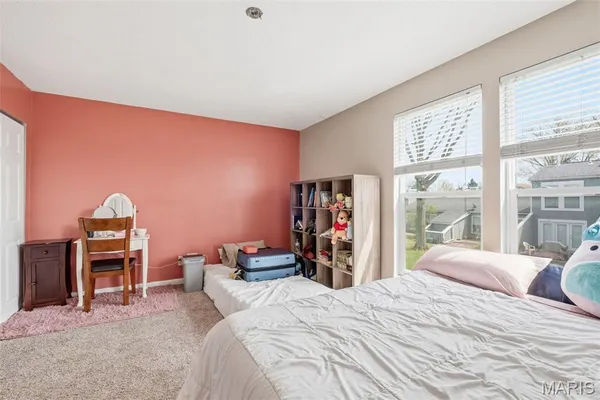 $220,000 | 14 Lantern Lane, Lake St. Louis, MO 63367