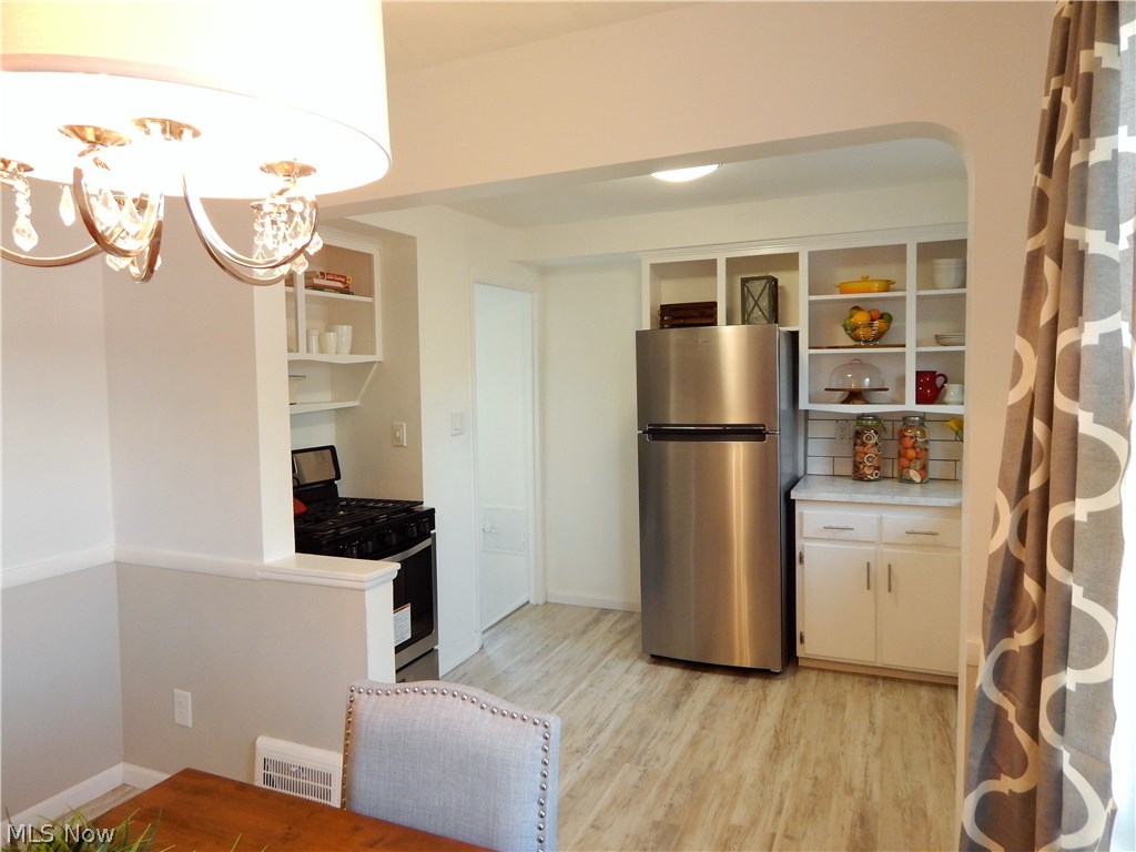 11027 Granger Road Cleveland, OH 44125 - Photo 4 of 33 Gallery Image 4