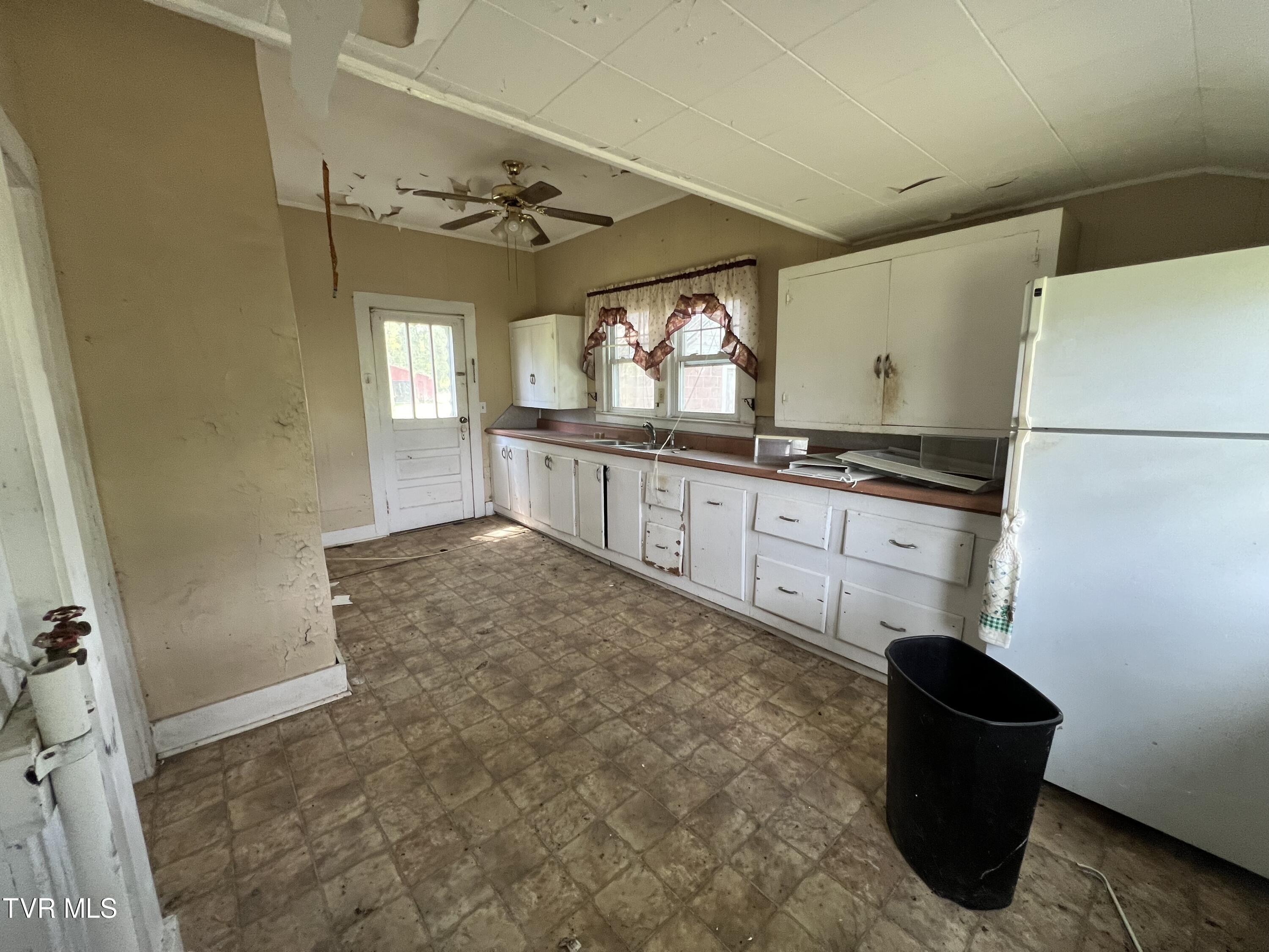 1765 Stone Dam Road Chuckey, TN 37641 - Photo 24 of 33 IMG_5835