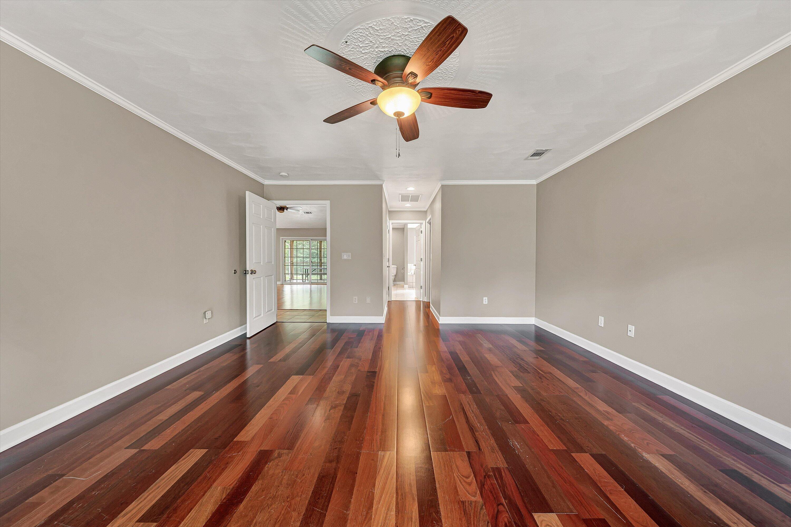 1955 Poplar View Road Roanoke, VA 24014 - Photo 20 of 50 20-DSC00388