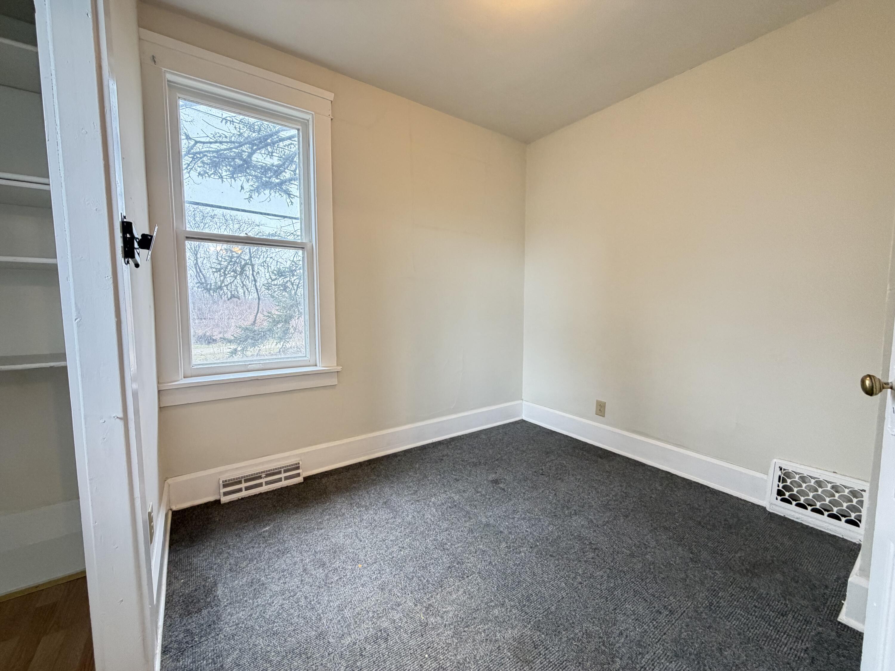 1549 Augusta Street Racine, WI 53402 - Photo 7 of 11 Bedroom 2