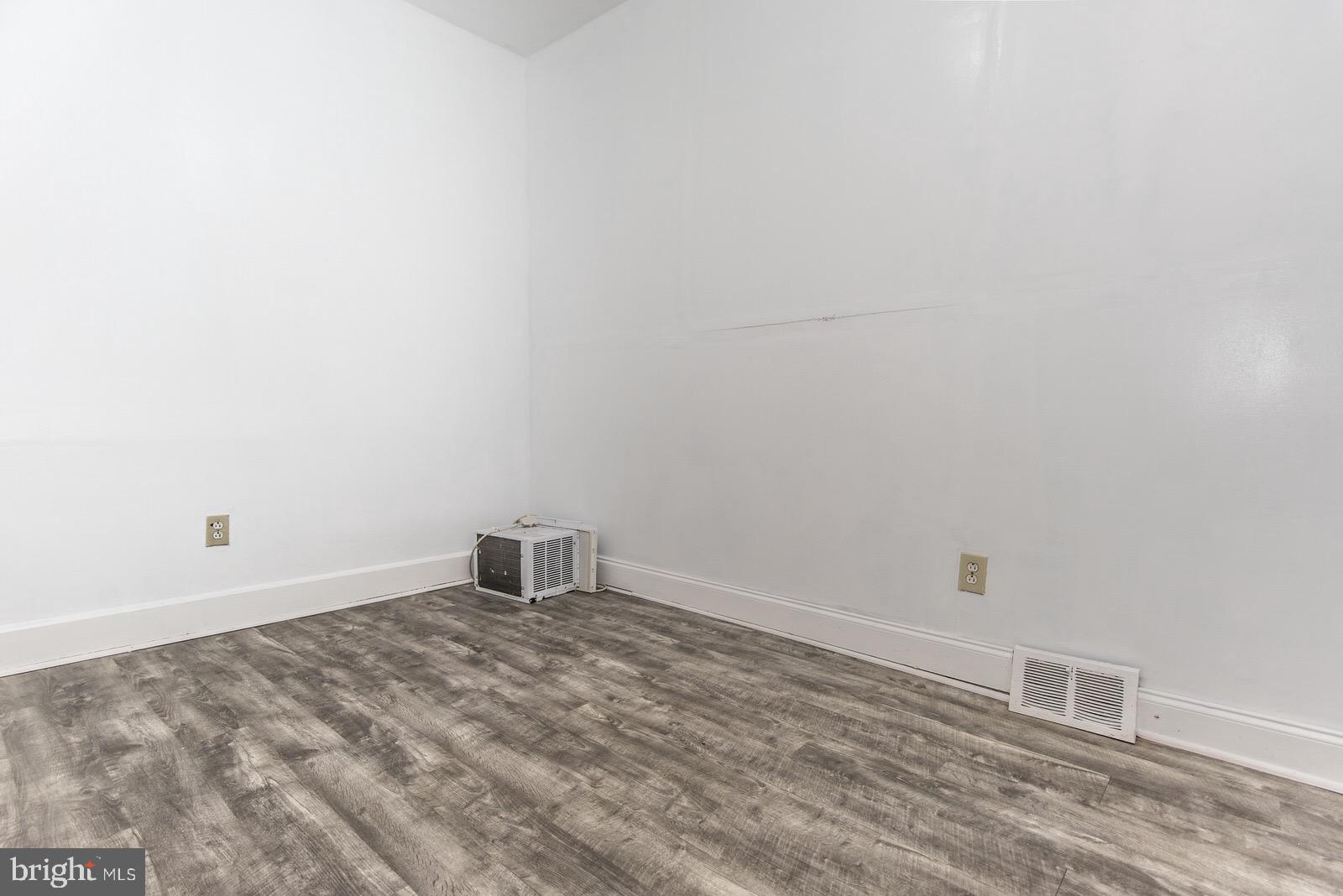 2245 Waterloo Street Philadelphia, PA 19133 - Photo 17 of 22 Gallery Image 17