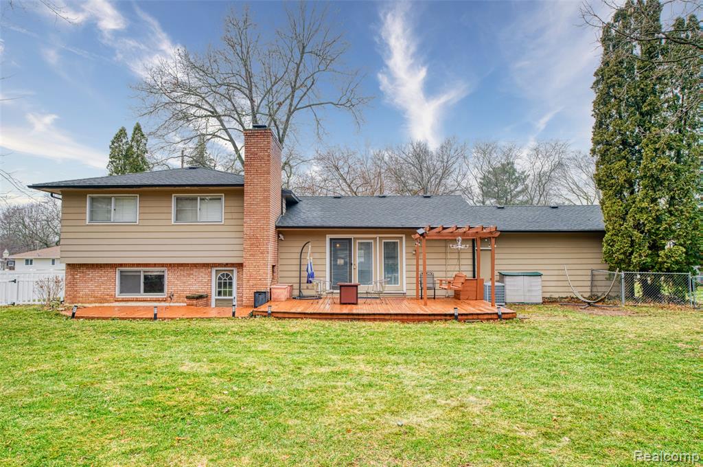 1920 Byrnes Road Lansing, MI 48906 - Photo 32 of 36 Gallery Image 32