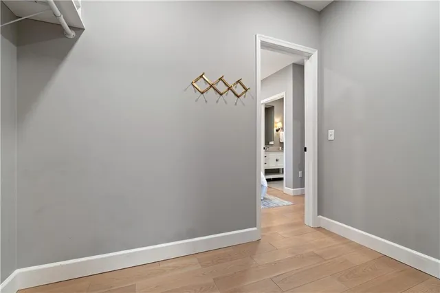 a view of a workspace with furniture