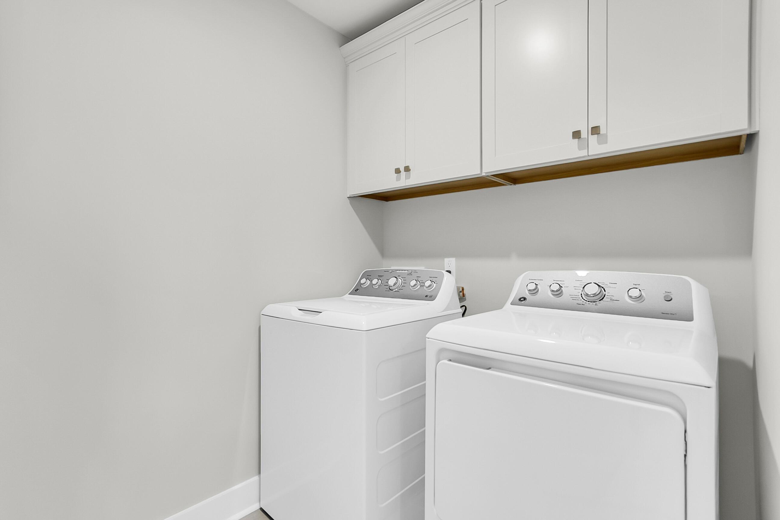 183 Grange Circle Summerville, SC 29486 - Photo 33 of 43 FMWeb45