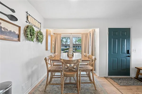 $295,000 | 11905 West 91st Terrace, Lenexa, KS 66215