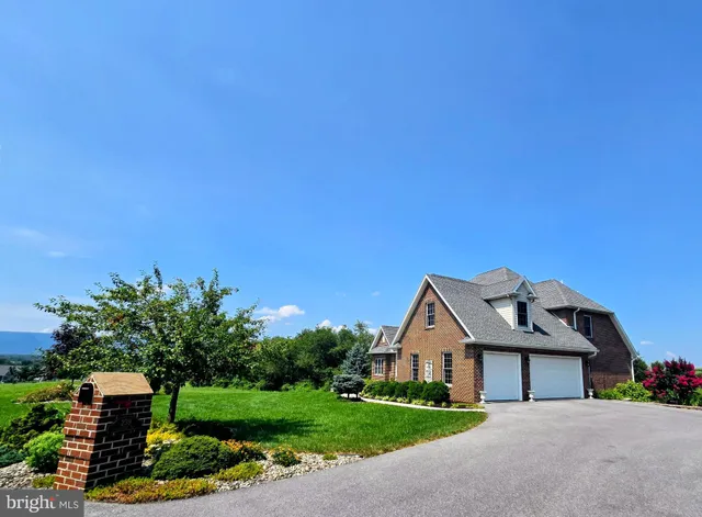 $750,000 | 239 Abishire Way, Chambersburg, PA 17201