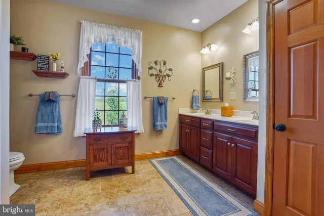 $750,000 | 239 Abishire Way, Chambersburg, PA 17201