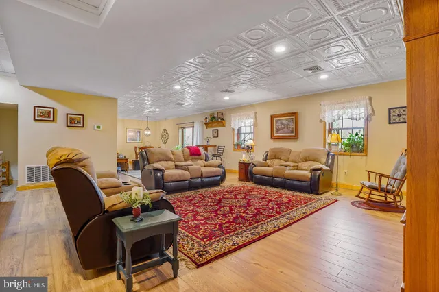 $750,000 | 239 Abishire Way, Chambersburg, PA 17201