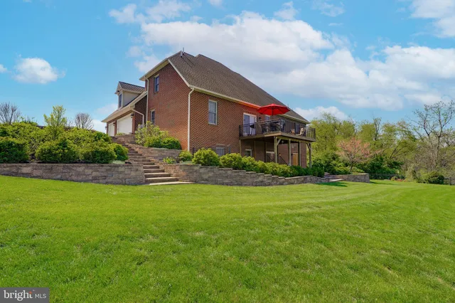 $750,000 | 239 Abishire Way, Chambersburg, PA 17201