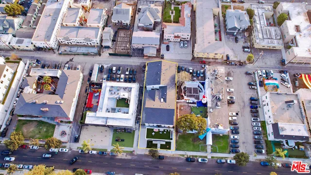 $1 | 668 West 28th Street, Los Angeles, CA 90007