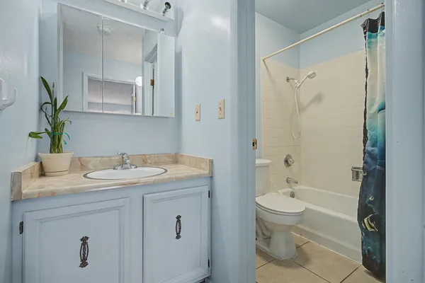 $154,900 | 3233 Lakeside Drive, Unit 304, Grand Junction, CO 81506