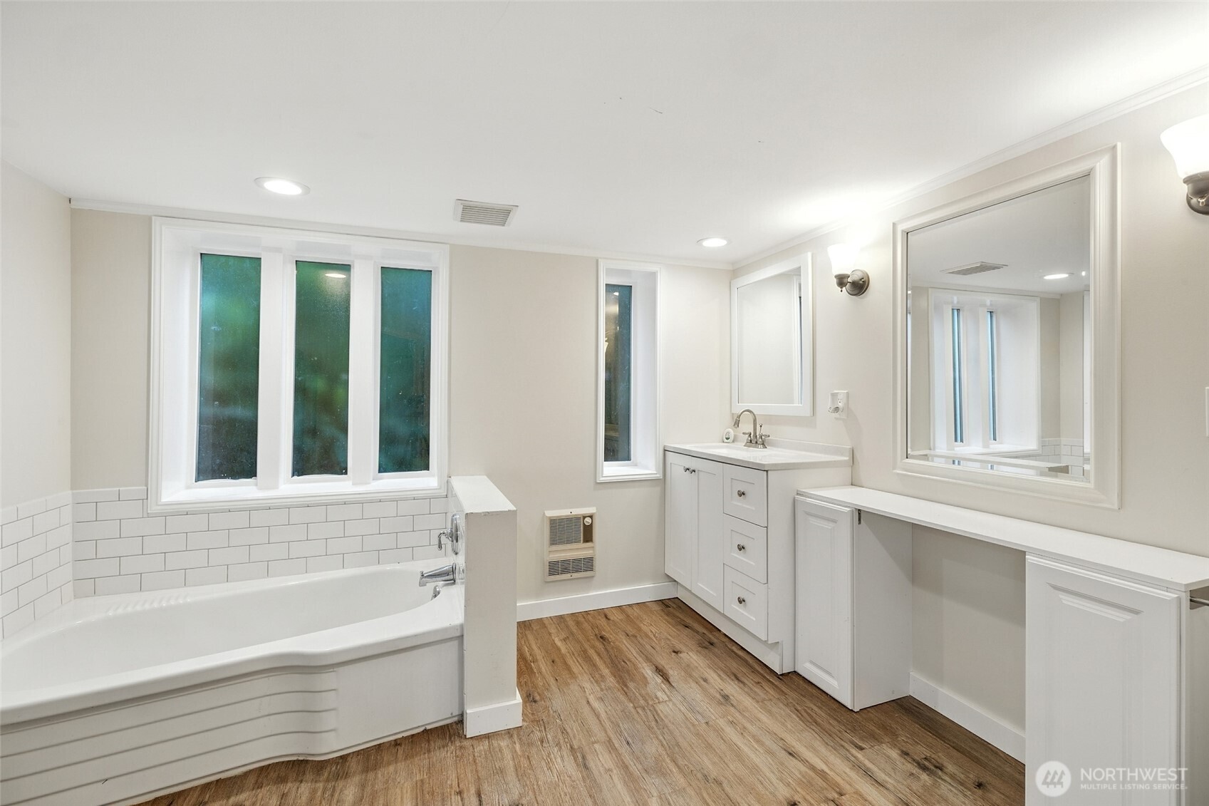 7119 Maxwelton Road Clinton, WA 98236 - Photo 21 of 37