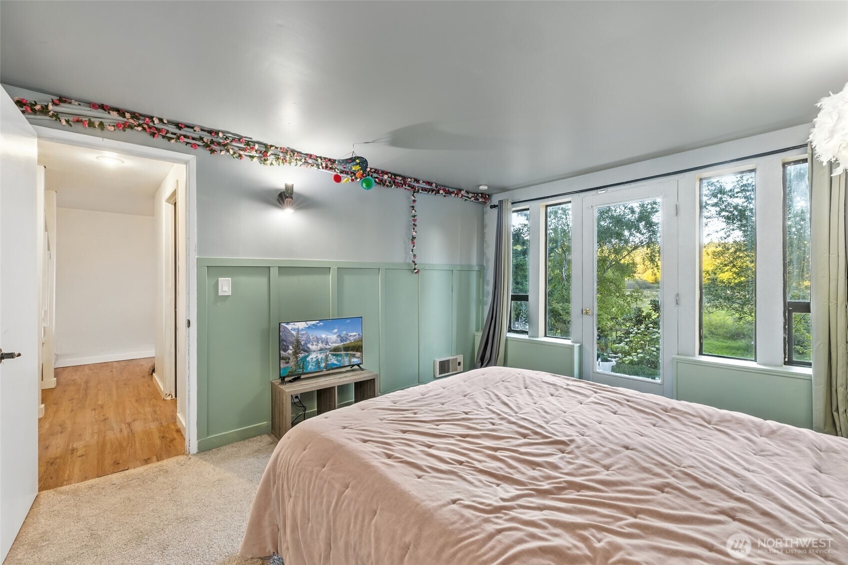 7119 Maxwelton Road Clinton, WA 98236 - Photo 23 of 37