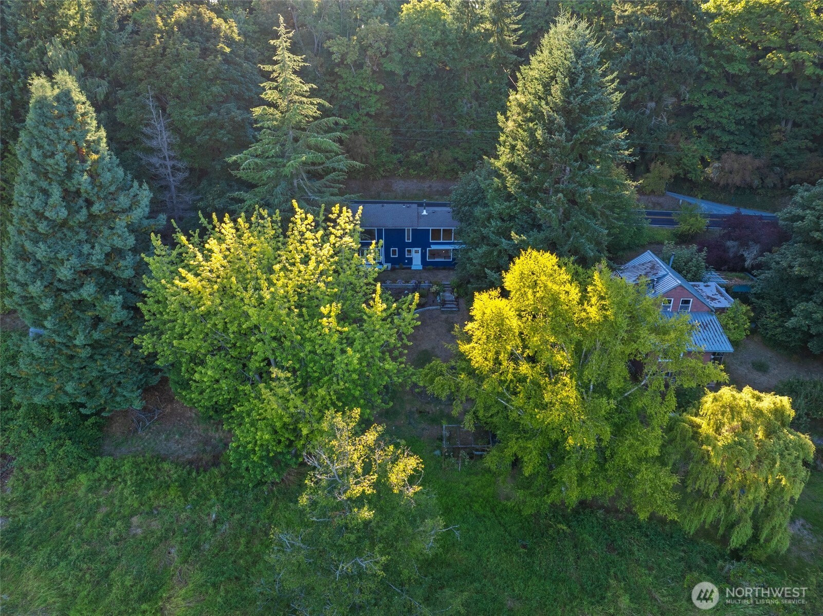 7119 Maxwelton Road Clinton, WA 98236 - Photo 31 of 37