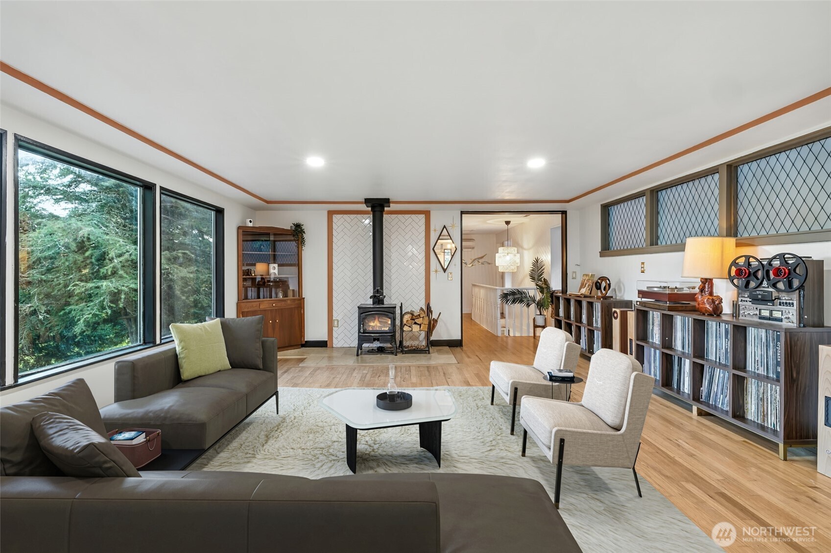 7119 Maxwelton Road Clinton, WA 98236 - Photo 7 of 37