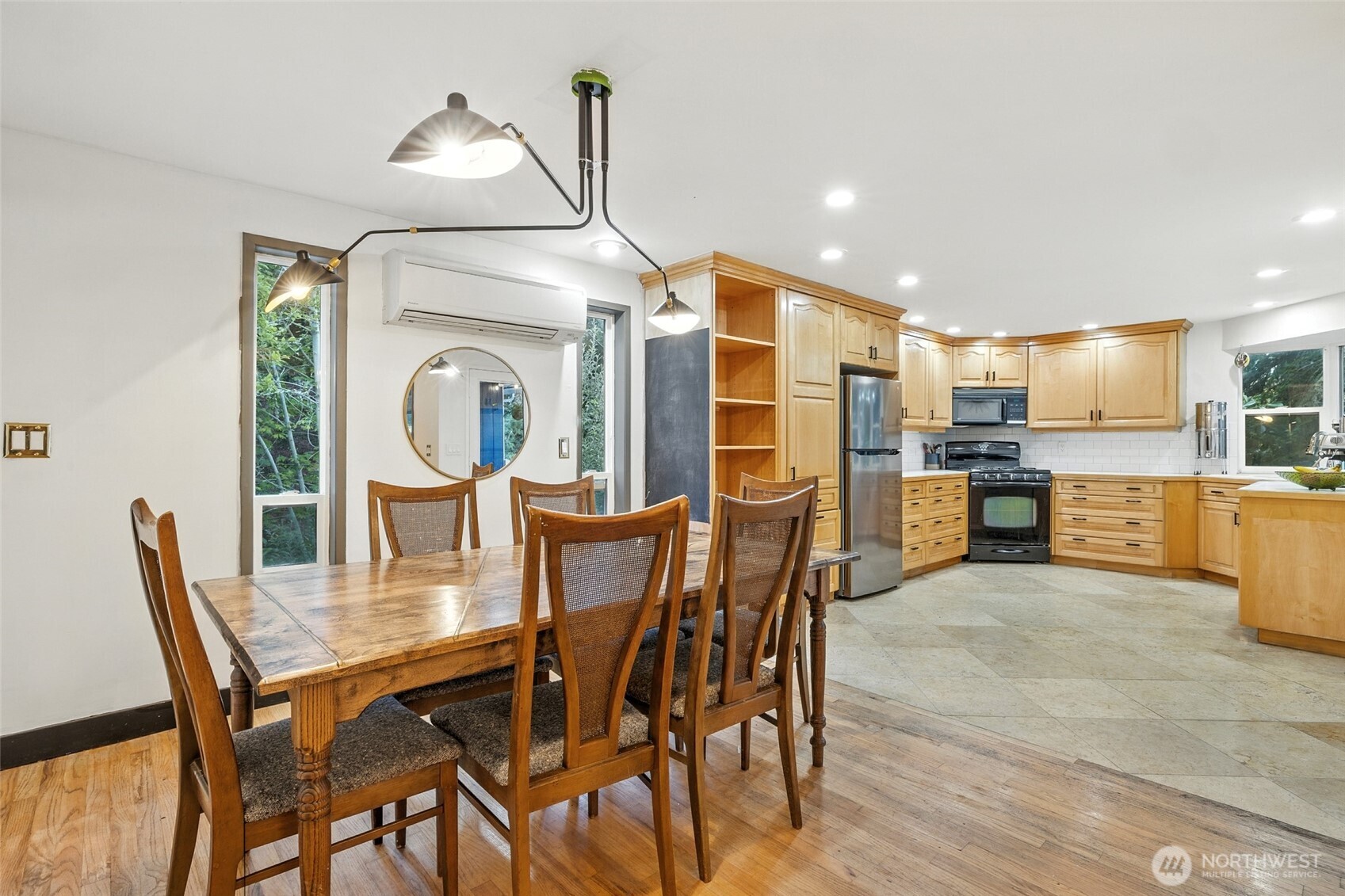 7119 Maxwelton Road Clinton, WA 98236 - Photo 9 of 37