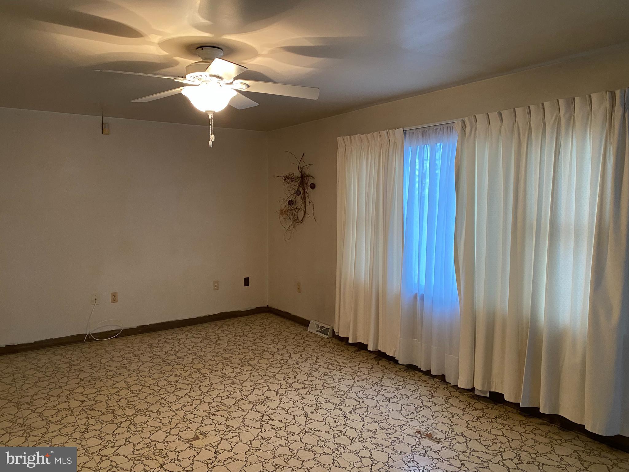 450 Middle Creek Road Fairfield, PA 17320 - Photo 10 of 16