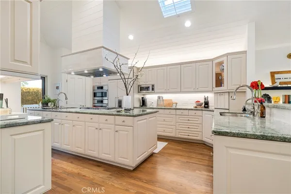 $6,598,000 | 520 Kings Road, Newport Beach, CA 92663
