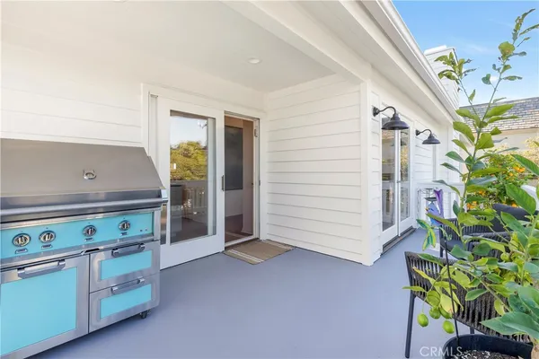 $6,598,000 | 520 Kings Road, Newport Beach, CA 92663