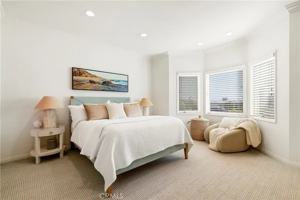 $6,598,000 | 520 Kings Road, Newport Beach, CA 92663