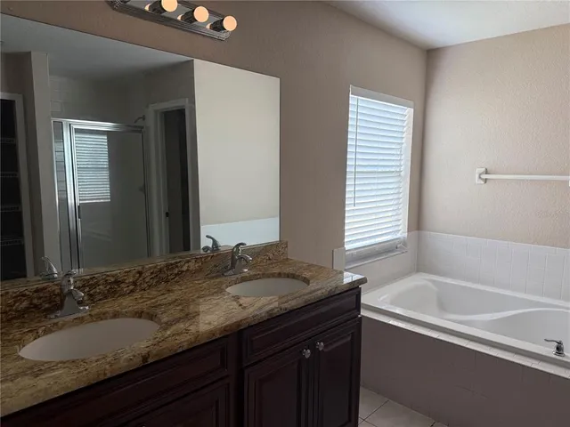 $2,900 | 1327 Flaxwood Avenue, Brandon, FL 33511