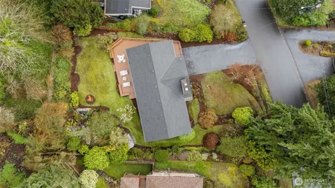 view of a house with a yard