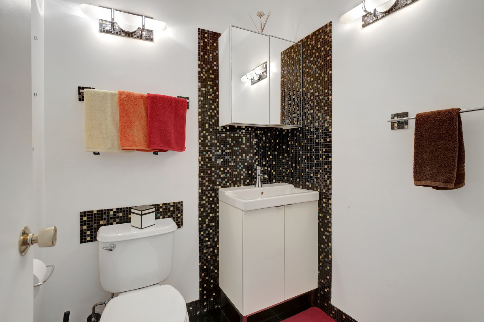 950 East Old Willow Road, Unit 102 Prospect Heights, IL 60070 - Photo 14 of 27 a bathroom with a toilet and a shower curtain