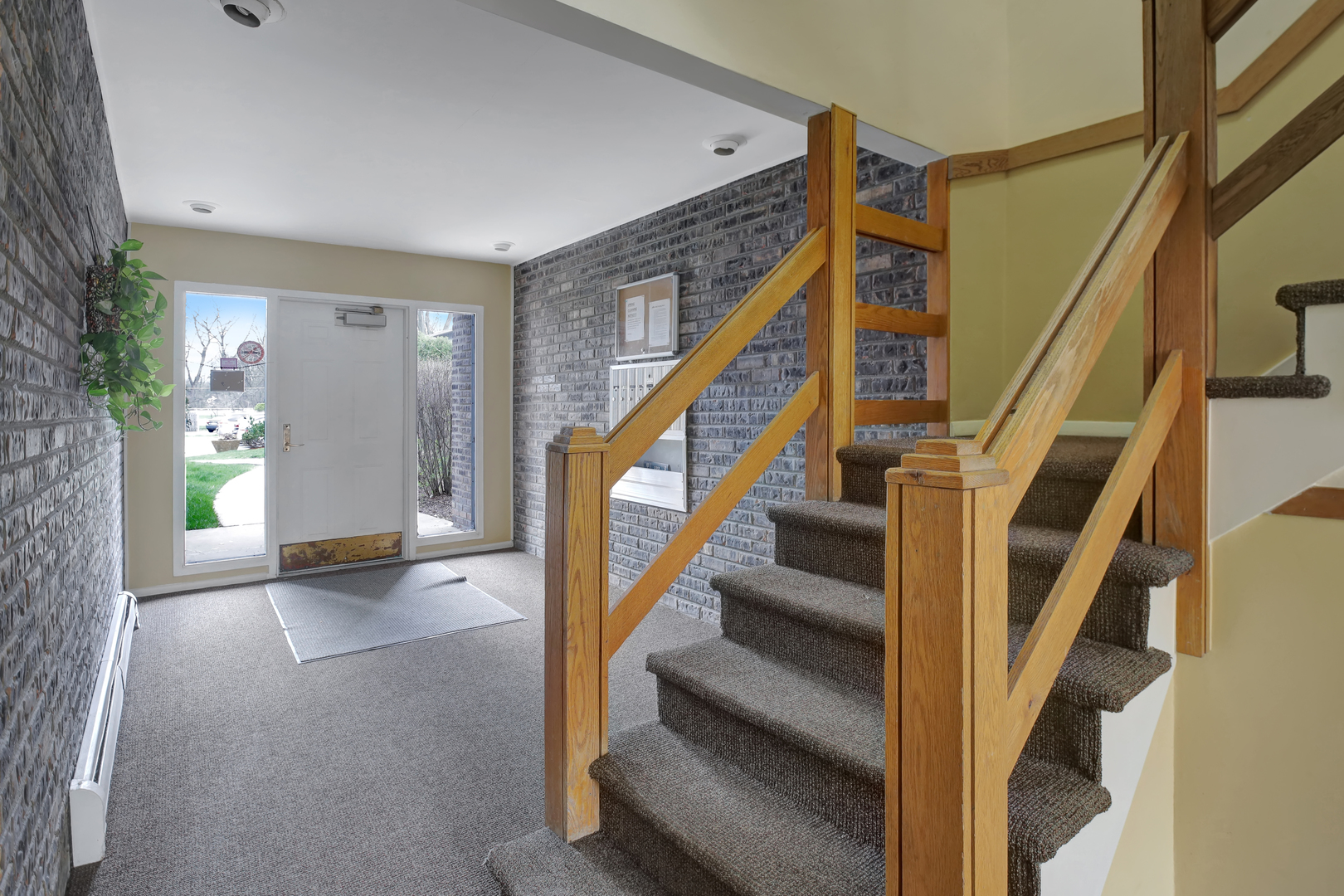950 East Old Willow Road, Unit 102 Prospect Heights, IL 60070 - Photo 17 of 27 a view of entryway