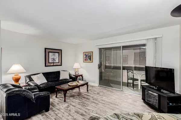 $248,900 | 4554 East Paradise Village Parkway North, Unit 249, Phoenix, AZ 85032