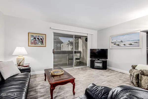 $248,900 | 4554 East Paradise Village Parkway North, Unit 249, Phoenix, AZ 85032
