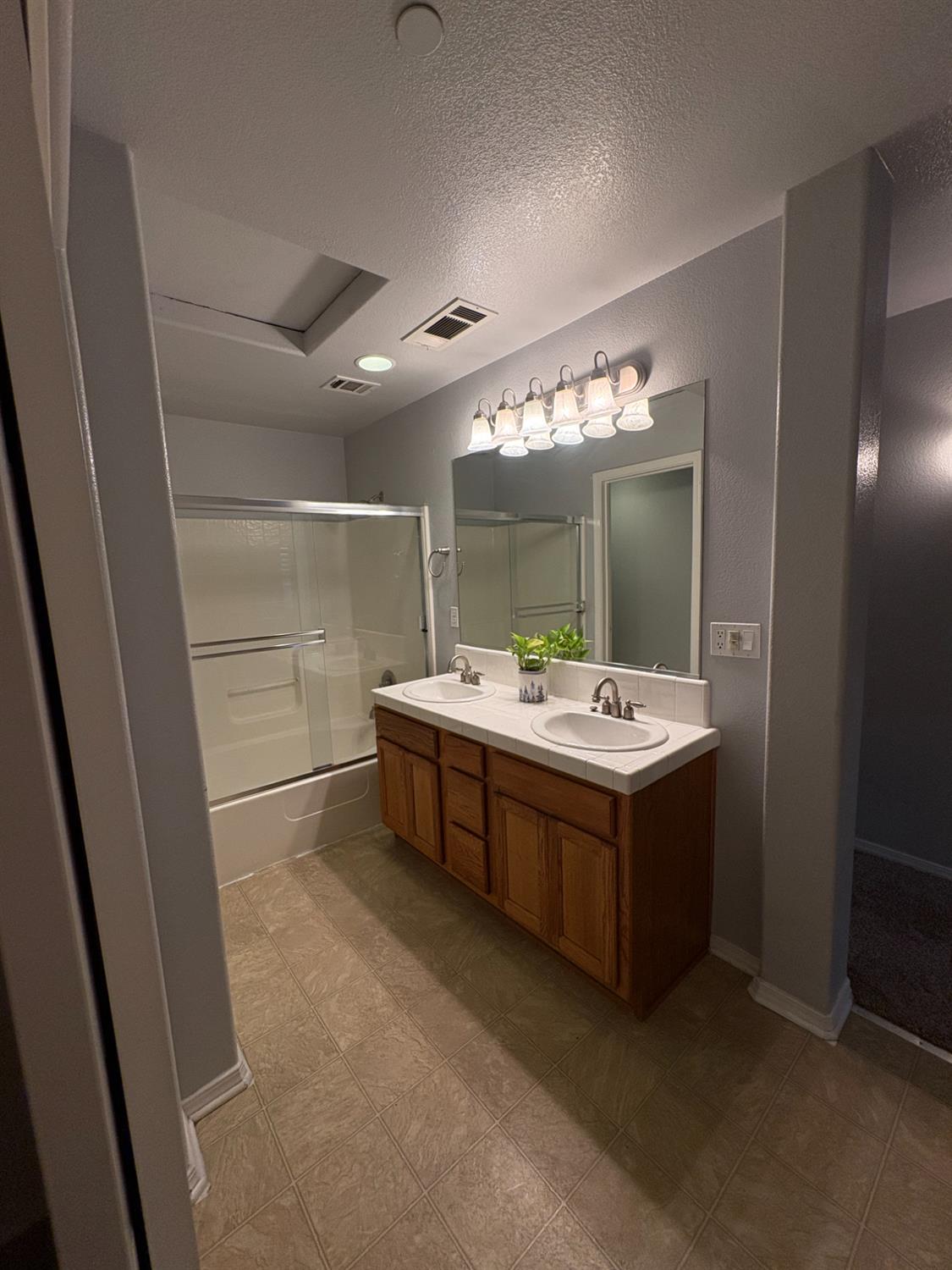 1128 West Walter Avenue, Unit 64 Fowler, CA 93625 - Photo 11 of 20